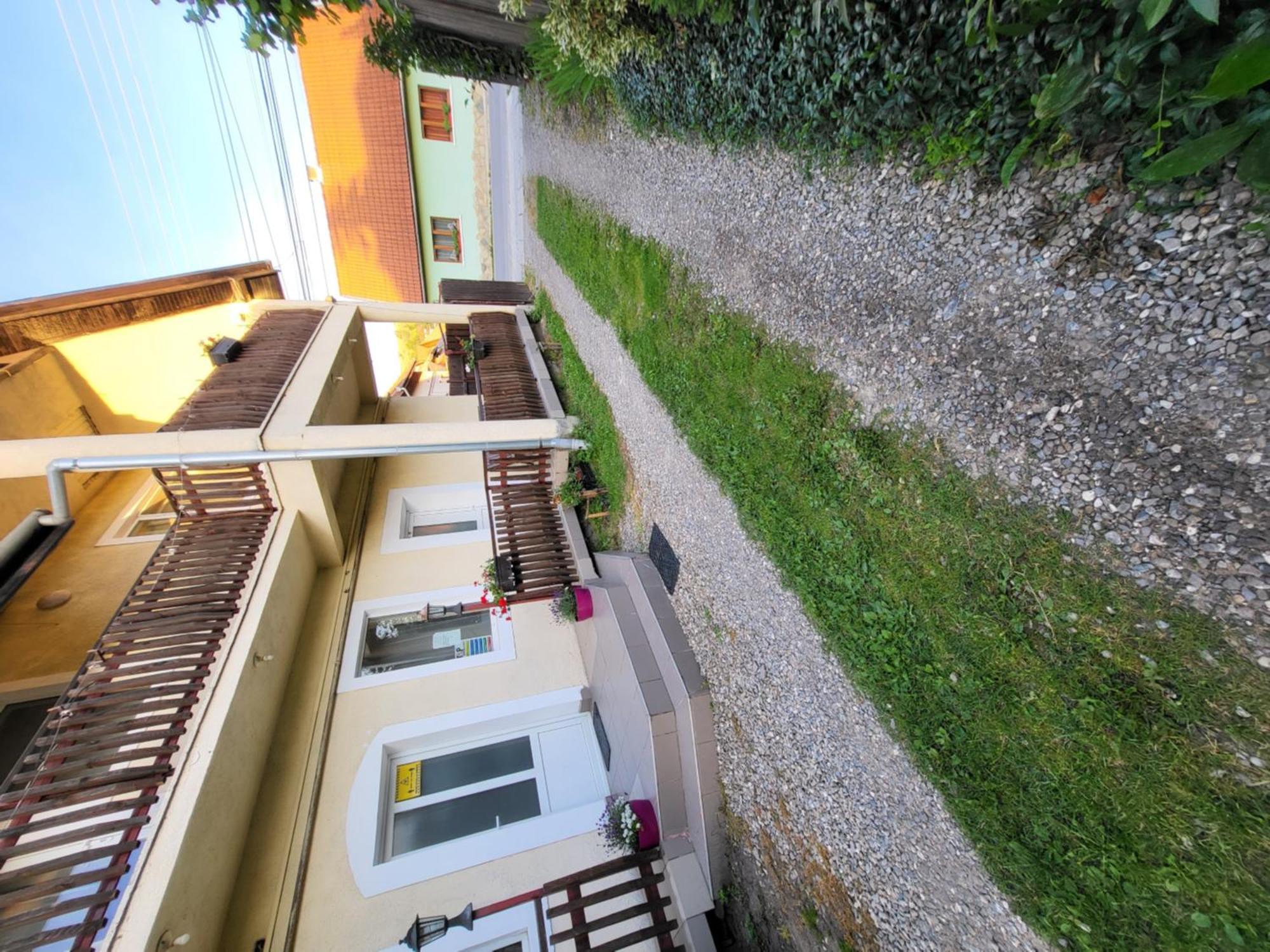 Hotel Betty Panzio Miercurea Ciuc Esterno foto